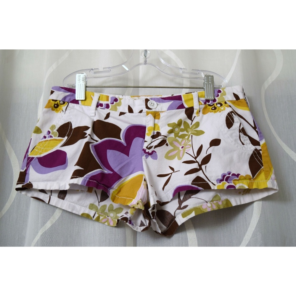 White & Purple Tropical Floral Vibrant Summer Shorts | Size XS